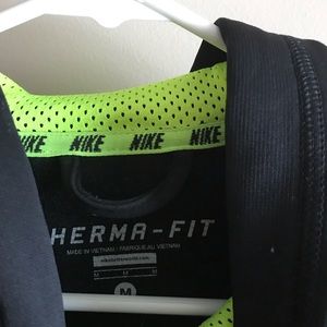 Nike men’s sweatshirt